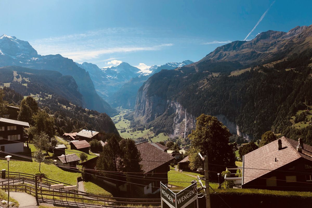 Lauterbrunnen Valley Room